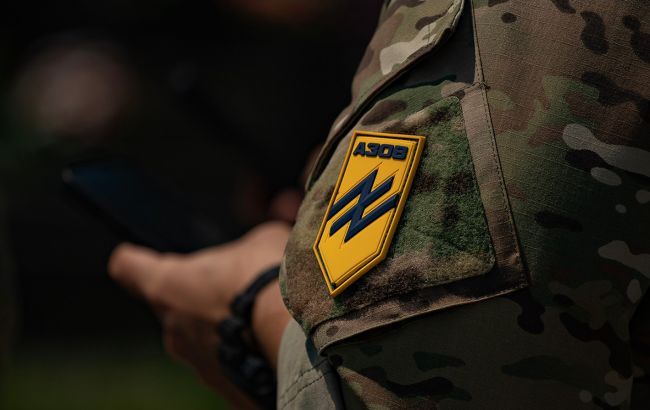 Батальон "Азов" заявил, что не имеет отношения к Скорыку и его деятельности