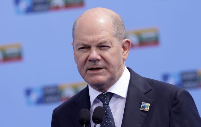 Шольц дорікнув країнам ЄС: більшість робить недостатньо для допомоги Україні