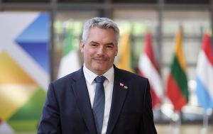 Ми фінансуємо і технології подвійного призначення: інтерв'ю з віце-президентом ЄІБ Негаммером
