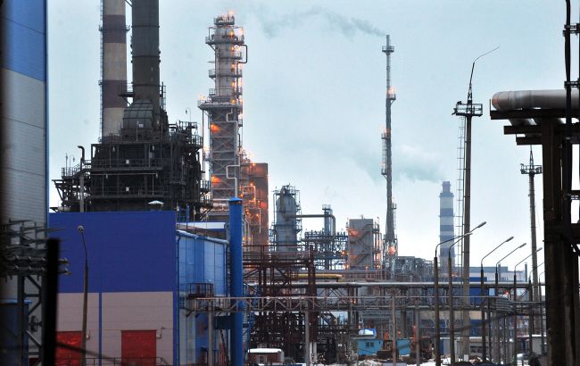 В Беларуси на подъезде к Мозырскому НПЗ появились странные укрепления, - "Гаюн"