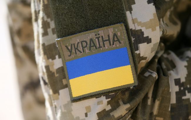 "Військова" пенсія з вислуги років в Україні: хто може отримати і скільки