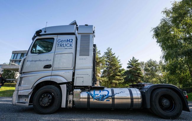 Крупнейший производитель грузовиков Daimler Truck продал свои активы в РФ