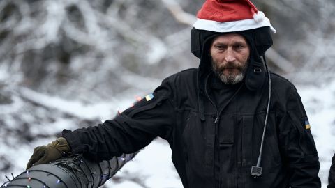 "Хочу танк от Байдена". Украинские военные поделились желаниями на Рождество (фото)