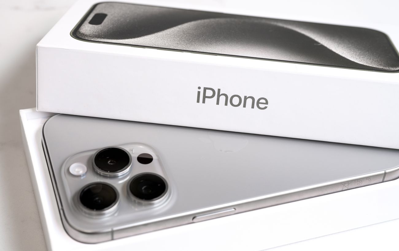 Что означает буква i в iPhone - история | РБК Украина