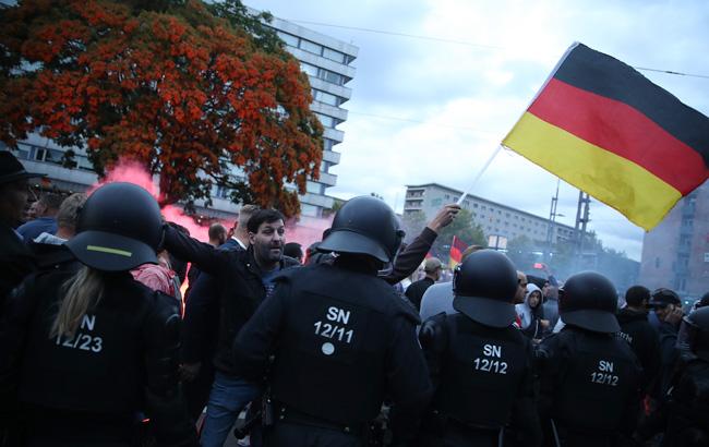 Вбивство в Хемніці: у Німеччині затримали шістьох підозрюваних у нападах на іноземців