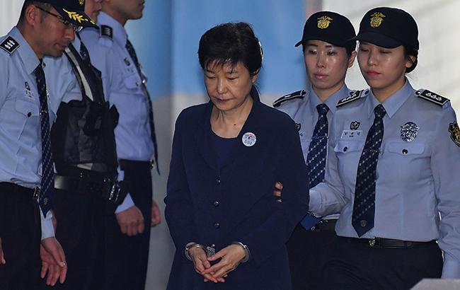 Екс-президент Південної Кореї отримала ще 8 років в'язниці