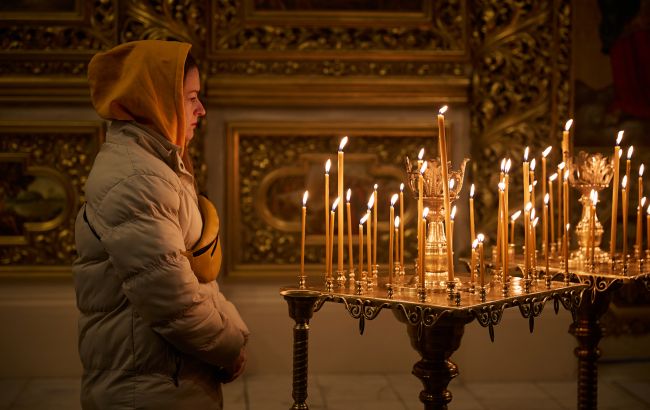 "Птах гнізда не в'є, дівка косу не плете": суворі заборони наших предків на 25 березня