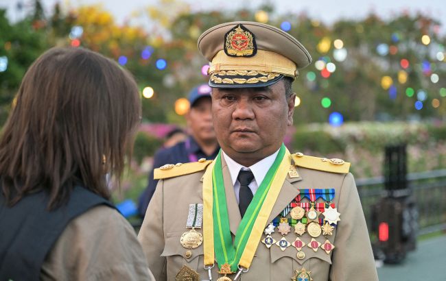 США сняли санкции с хунты в Мьянме: СМИ назвали причину