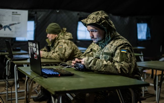 Генштаб заявил о начале формирования Киберсил, Рада рассмотрит проект завтра