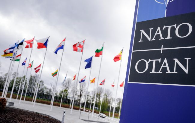 США та Німеччина виступають проти початку переговорів України щодо НАТО на саміті, - NYT
