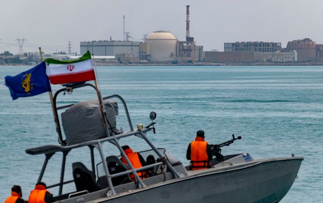 Удар по главному союзнику Ирана: чем грозит блокада Ормузского пролива