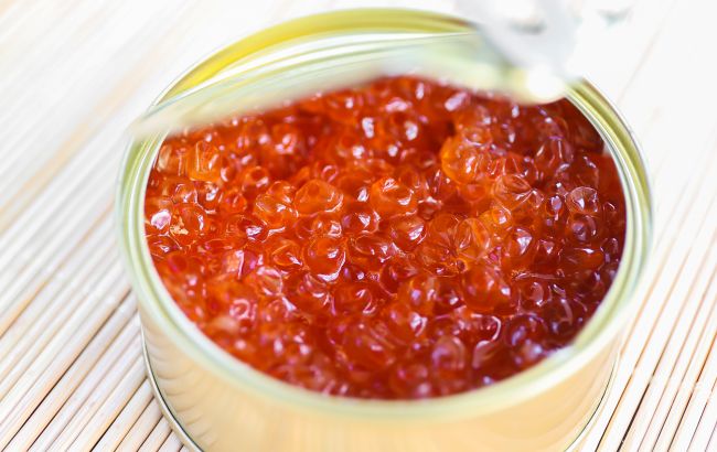 Сколько на самом деле можно хранить открытую банку икры: ошибка, которую делают почти все