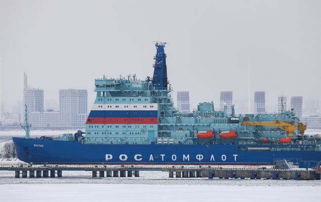 Санкції зірвали будівництво: Росія скасувала контракт на два інноваційні криголами