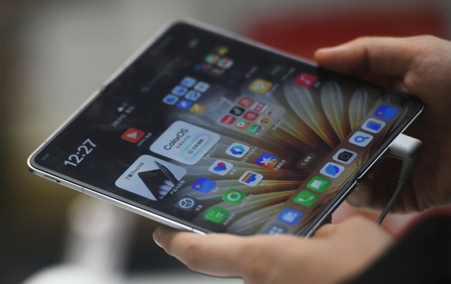 Oppo представила супертонкий складной смартфон в мире: чем удивит новинка