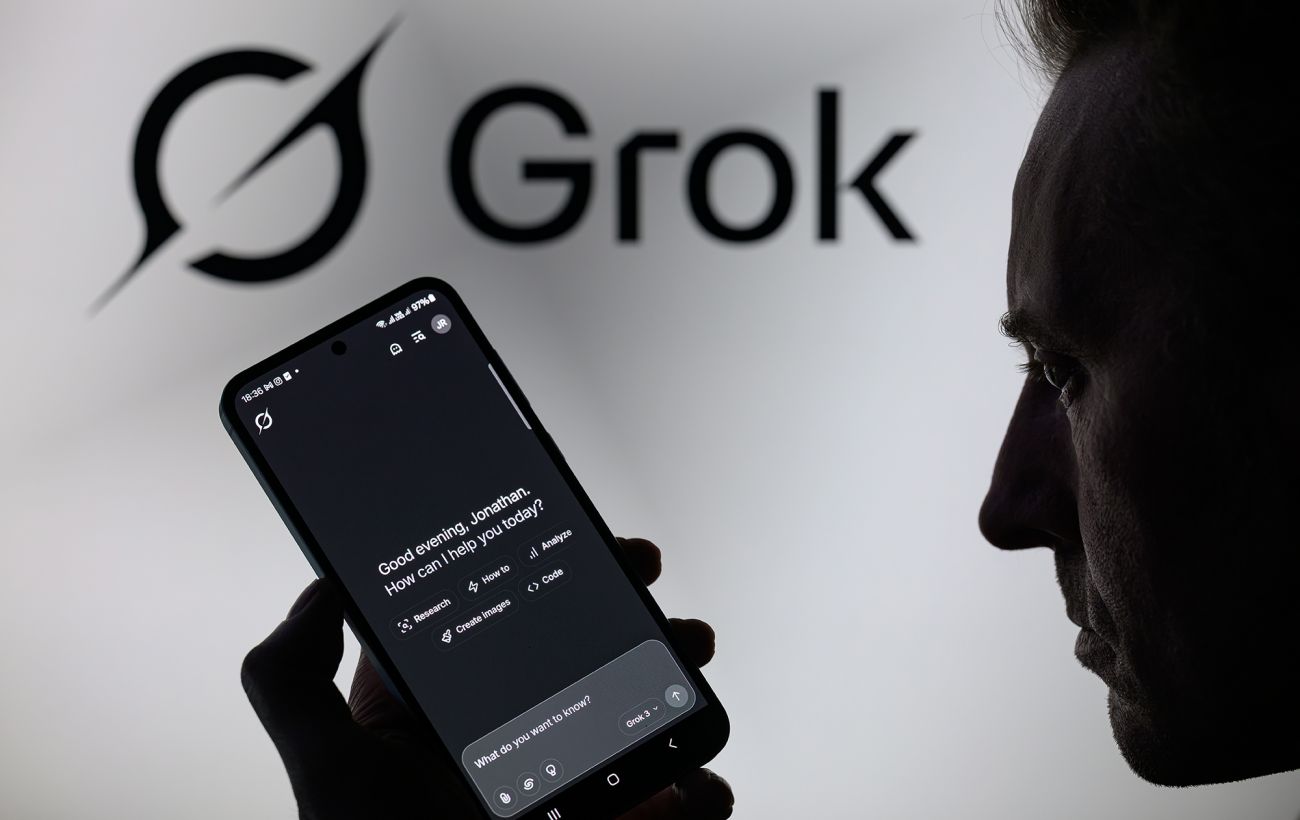 Grok з'явиться у CarPlay: як ШІ виходить за межі Tesla