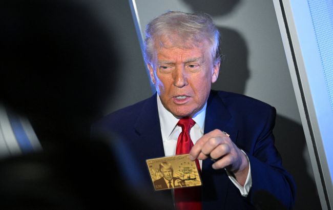 Трамп показал новую "золотую грин-карту": что дает и сколько стоит иммиграция в США