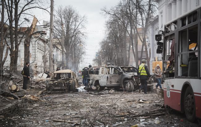 Ракетний обстріл застав на вулиці: як врятуватися і що робити негайно