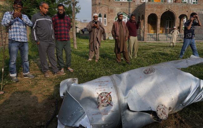 Індія та Пакистан заявили про жертви серед цивільних через взаємні удари