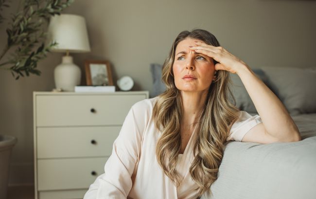 Усталость, сонливость, апатия: как отличить сезонное расстройство от обычной осенней меланхолии