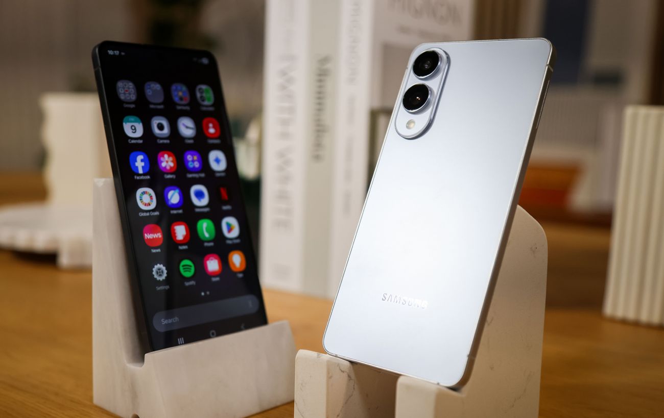 У Samsung нарешті зізналися, чому зникли маленькі смартфони