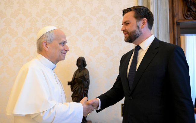 Ватикан раскрыл детали разговора Папы Римского с вице-президентом США Вэнсом