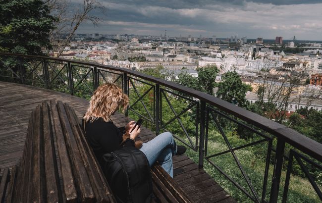 Потепління та дощі у деяких регіонах: погода в Україні на сьогодні