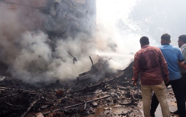 Авиакатастрофа в Индии: пилот до аварии успел сообщить о проблеме