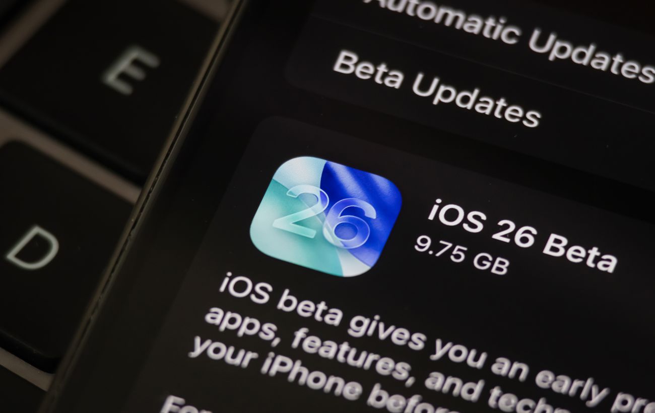 Apple випустила першу бета-версію iOS 26.2: які нові функції отримають iPhone