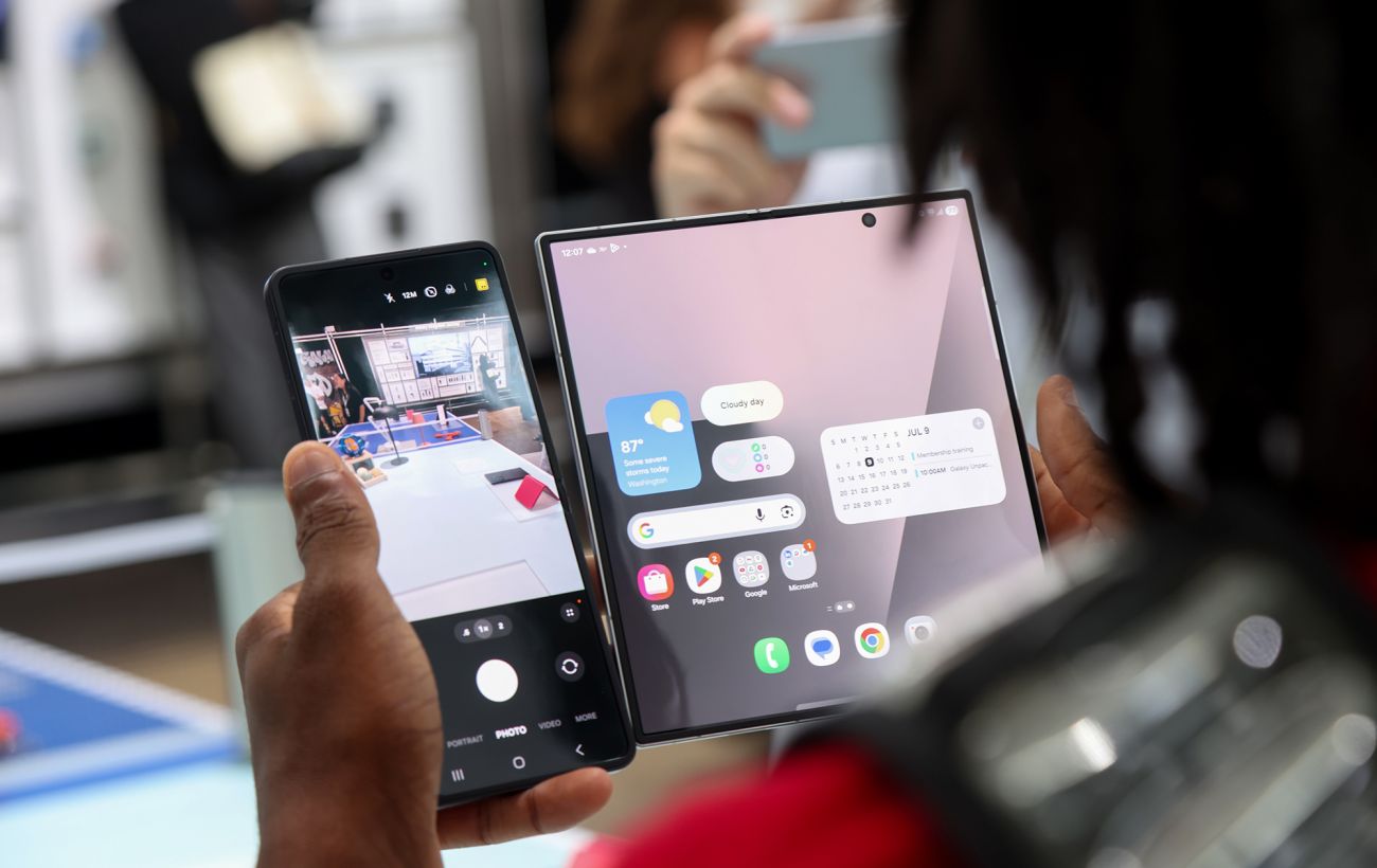 Ширший екран і потужне залізо: у мережу злили фішки Samsung Galaxy Z Fold 8