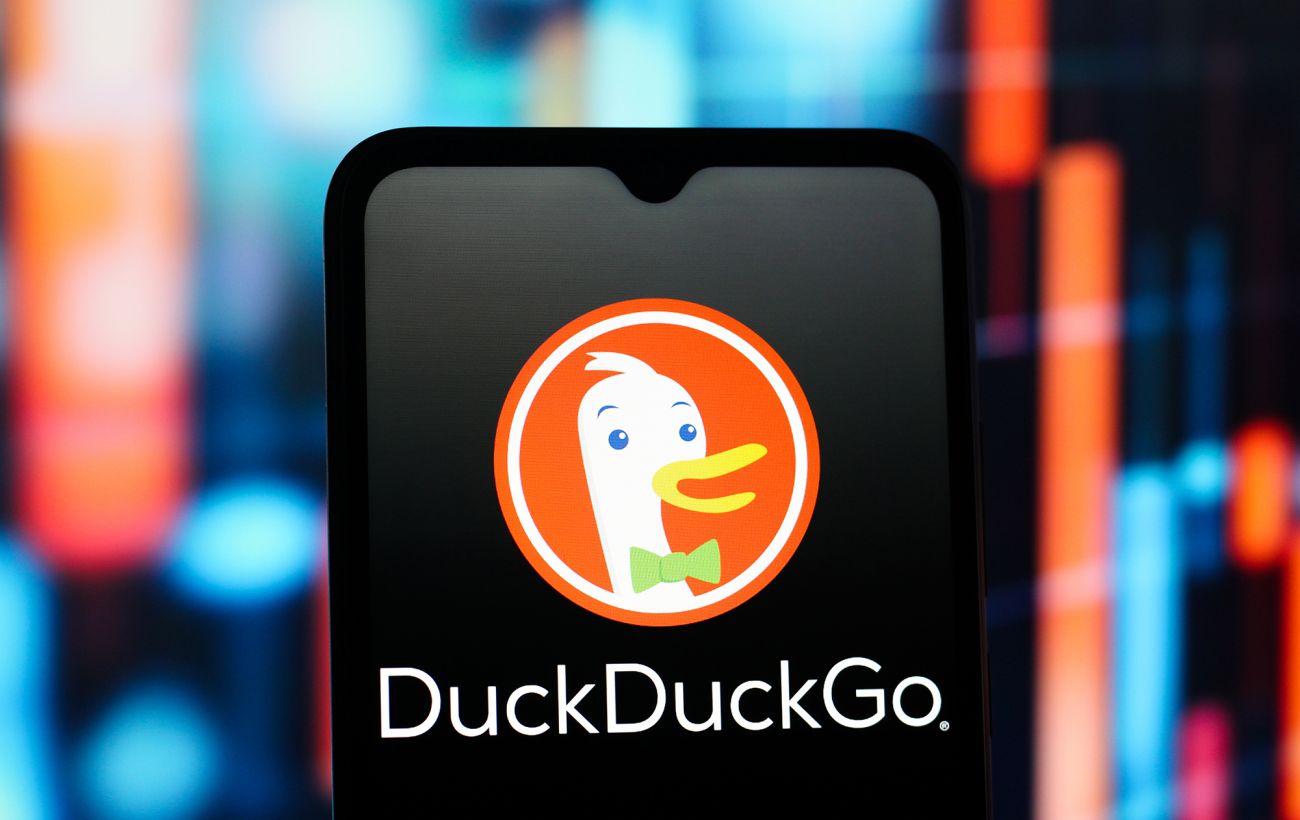DuckDuckGo дає анонімний доступ до ШІ та пошуку: 10 корисних можливостей для всіх