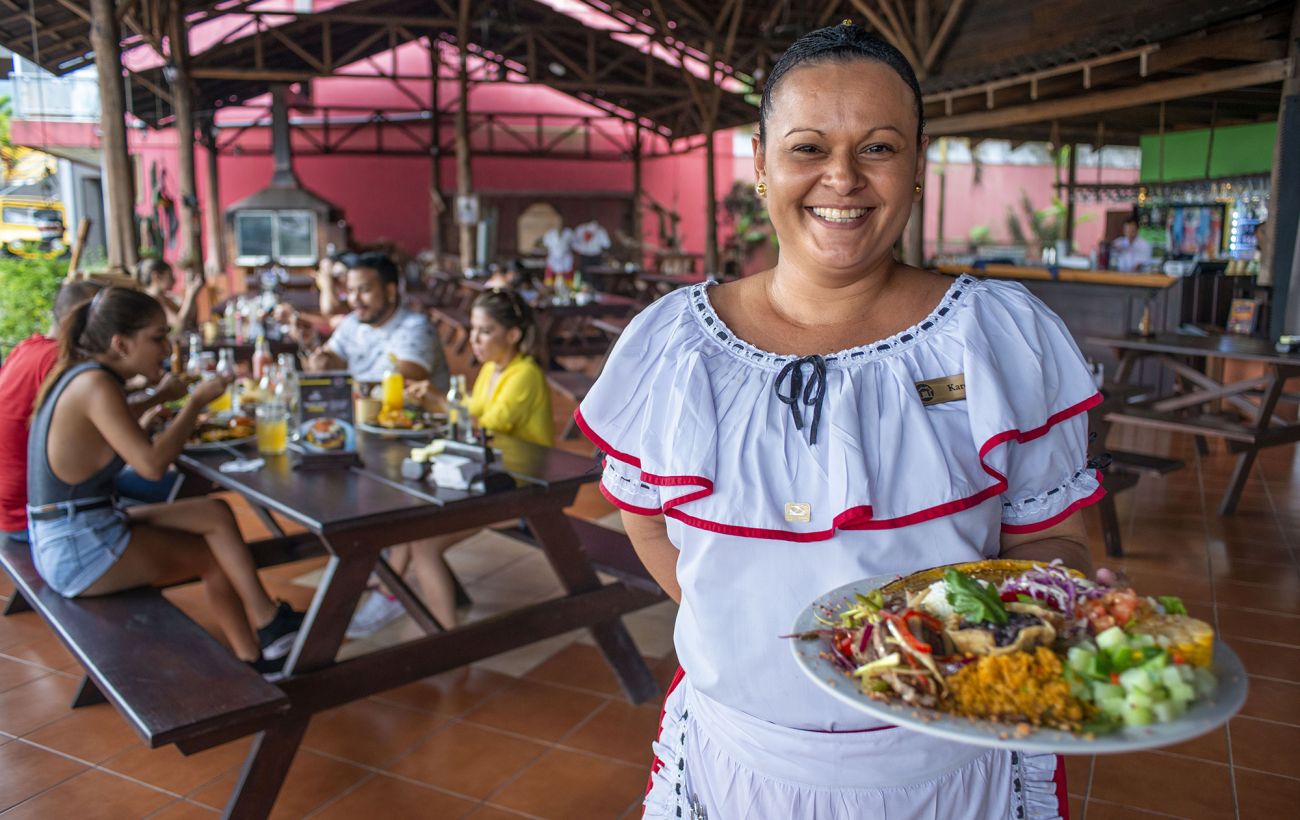 Секрет довголіття з "блакитної зони": що їдять люди, які не старіють