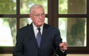 Трамп не тиснув на Зеленського щодо Донбасу і сказав РФ "воюйте за цю землю", - Келлог