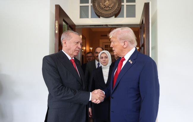 Трамп нашел рычаг давления на Эрдогана в вопросе российской нефти, - Bloomberg
