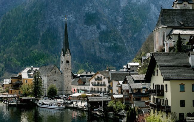 Города мира с одной улицей: где они находятся и чем поражают туристов