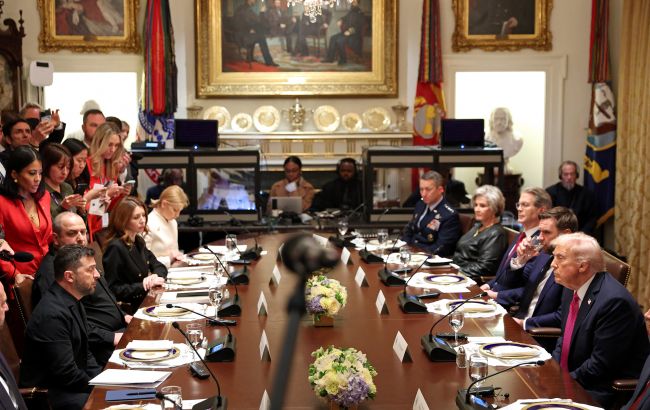 Встреча Трампа и Путина будет двусторонней, Зеленский будет на связи