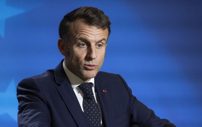 Макрон засудив удар Росії по Національній академії наук України