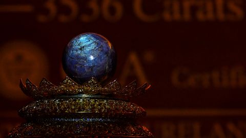 "Зірка Чистої Землі": знайдено гігантський дорогоцінний камінь, який коштує сотні мільйонів