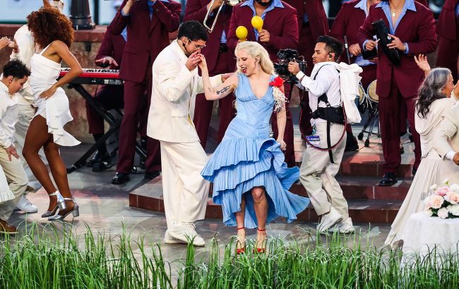 "Супербоул-2026": как Леди Гага, Bad Bunny и Рикки Мартин устроили свадьбу на стадионе