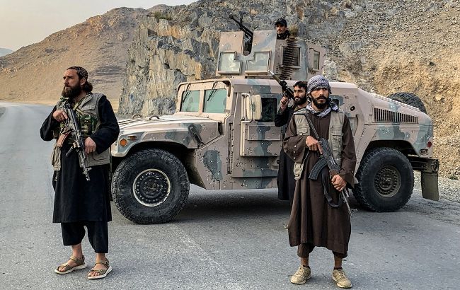 "Відкрита війна": чому між Пакистаном і Афганістаном спалахнули бої