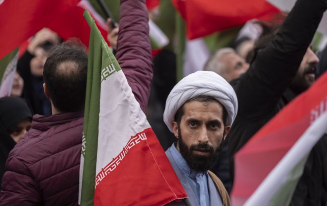 Ставка була на повстання: NYT дізналося таємний план "Моссаду" щодо Ірану