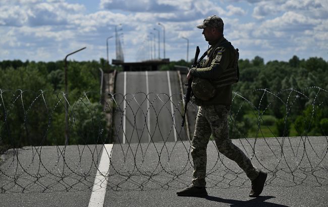 Україна запровадила спецрежим на кордоні з РФ та Білоруссю: що заборонено