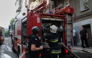 У Харкові пошкоджено багатоповерхівку, дрон влучив у шостий поверх