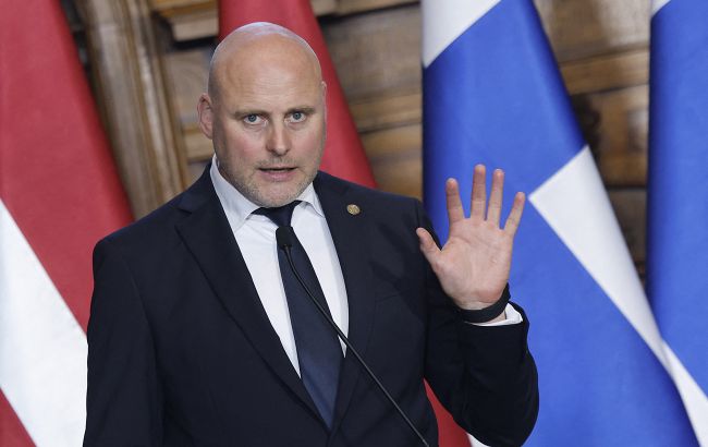 Латвія жорстко розкритикувала відмову ЄС заборонити в&rsquo;їзд російським військовим