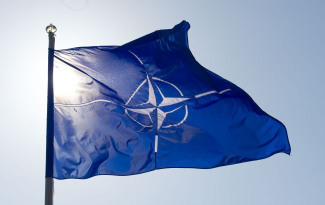 НАТО тимчасово закрило своє представництво в Києві