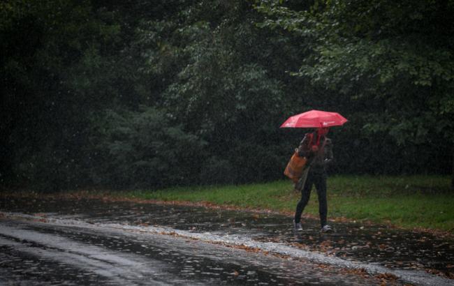 Синоптики предупреждают о дождях в Украине
