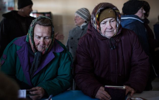 Банки без мережі та електронні форми. Українці зможуть отримувати пенсії по-новому