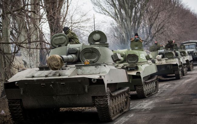 Росія провела танкові навчання зі стрільбами біля кордонів України та в Криму