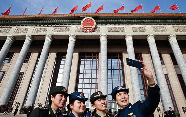 Китай планує сприяти зайнятості населення через торгову війну зі США