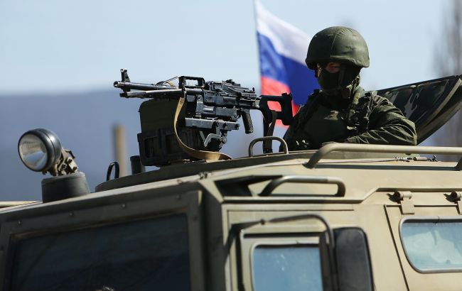 РФ стягивает к линии разграничения на Донбассе крупнокалиберную артиллерию и танки, - разведка