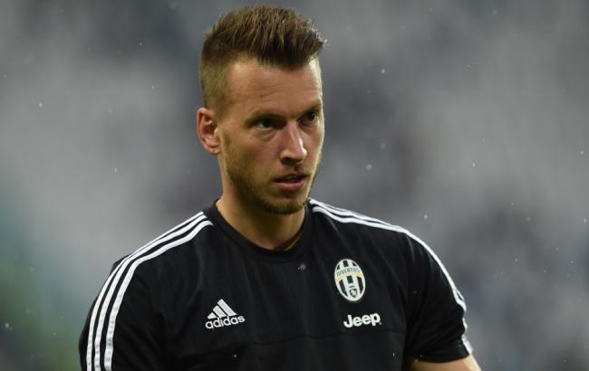 Вратаря "Ювентуса" Нето готовы приобрести два клуба Серии А